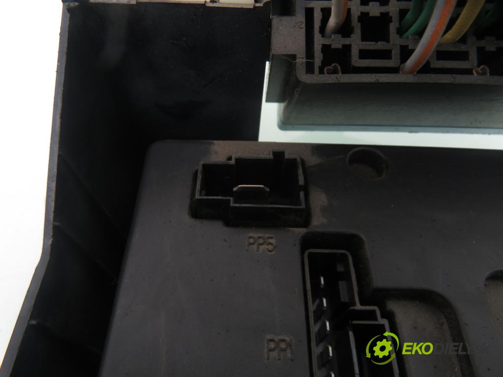 RENAULT SCENIC I (JA0/1_) MINIVAN 2001 79,00 1.6 - K4M 700 1598,00 MODUL BSI 8200029340B ; S108502510F ; 7703397911