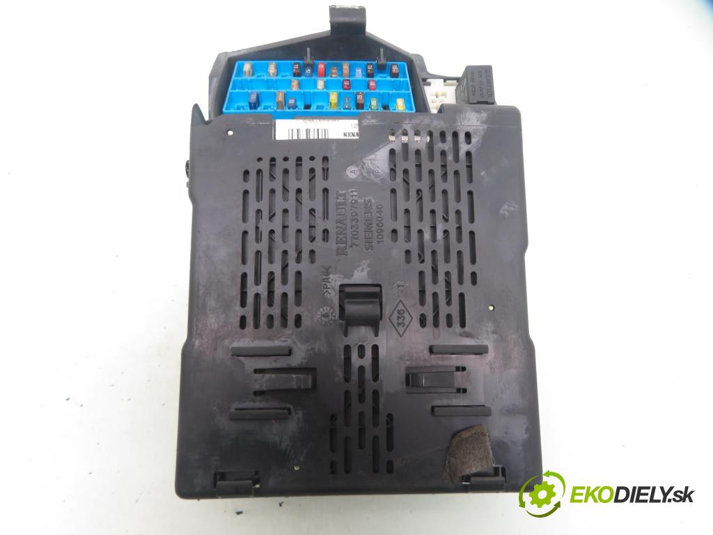 RENAULT SCENIC I (JA0/1_) MINIVAN 2001 79,00 1.6 - K4M 700 1598,00 MODUL BSI 8200029340B ; S108502510F ; 7703397911