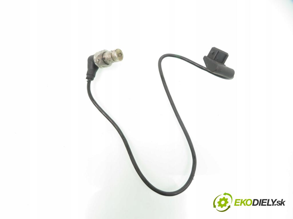 BMW 3 (E36) SEDAN 1991 83,00 318 i - M40 B18 (184E1) 1796,00 snímač polohy Vačkového hřídele / kliky klikového 17240562