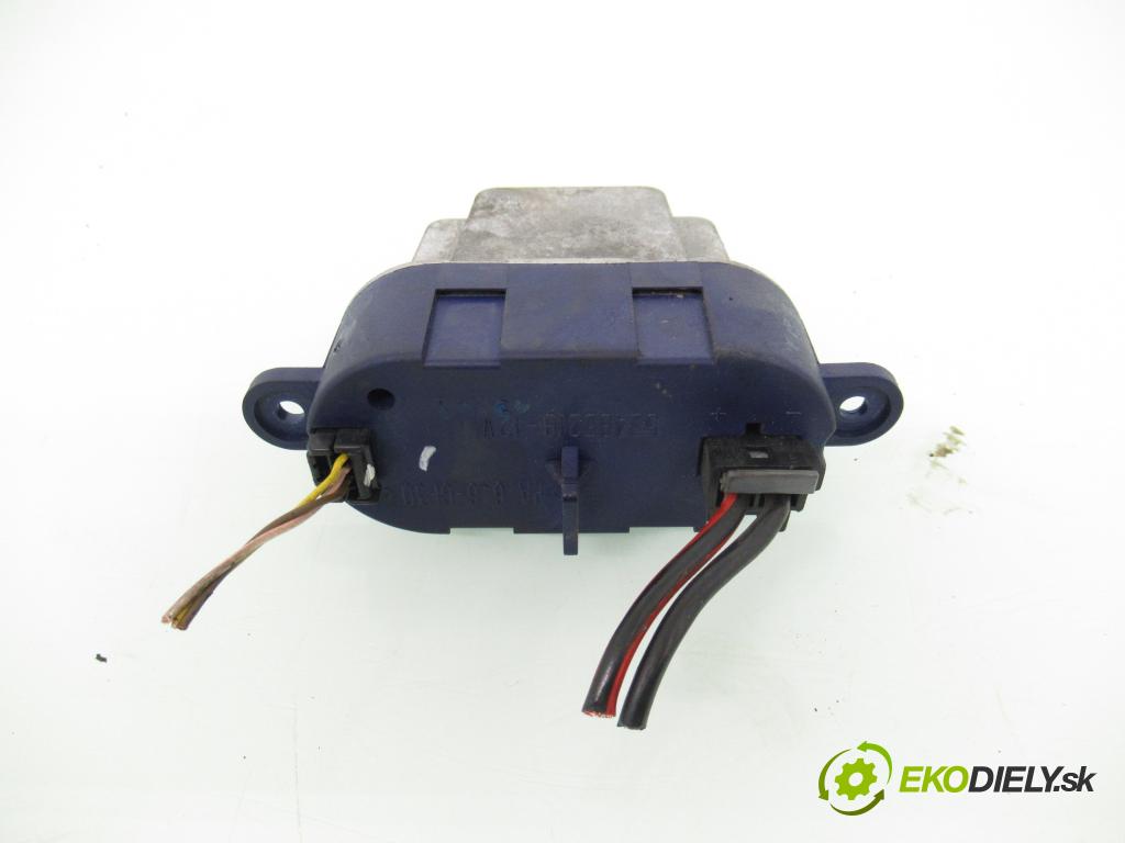 RENAULT LAGUNA II (BG0/1_) LIFTBACK 2001 79,00 1.6 16V (BG0A, BG0L) - K4M 714 1598,00 rezistor / reostat kúrenia 52485218