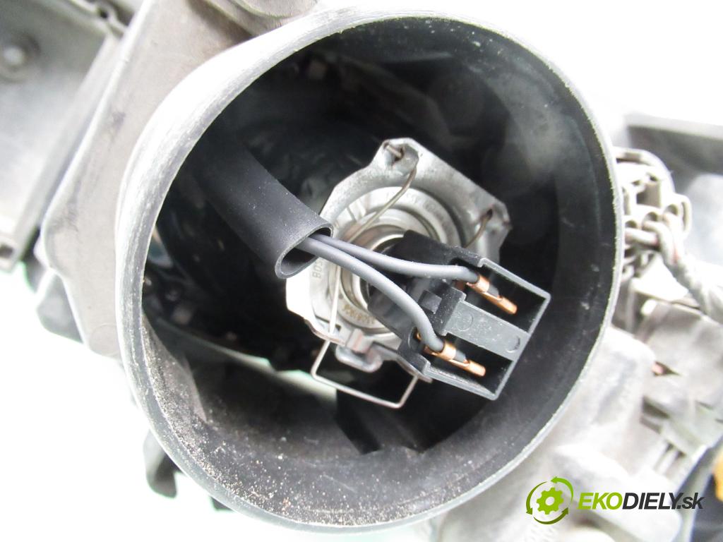 NISSAN PRIMERA Hatchback (P11) LIFTBACK 2000 84,00 1.8 16V - QG18DE 1769,00 Svetlo PP 89003045