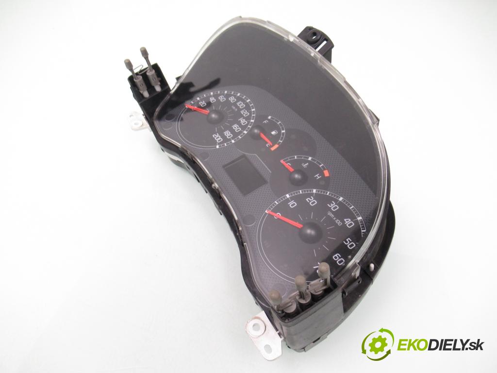 FIAT PANDA (169_) HB 2011 51,00 1.2 - 169 A4.000 1242,00 Prístrojovka elektrický 51711239