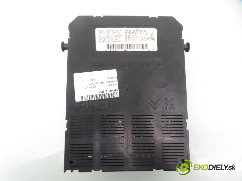 PEUGEOT 307 SW (3H) KOMBI 2004 80,00 1.6 BioFlex - NFU (TU5JP4) 1587,00 MODUL BSI 9636760580F ; 9644098280