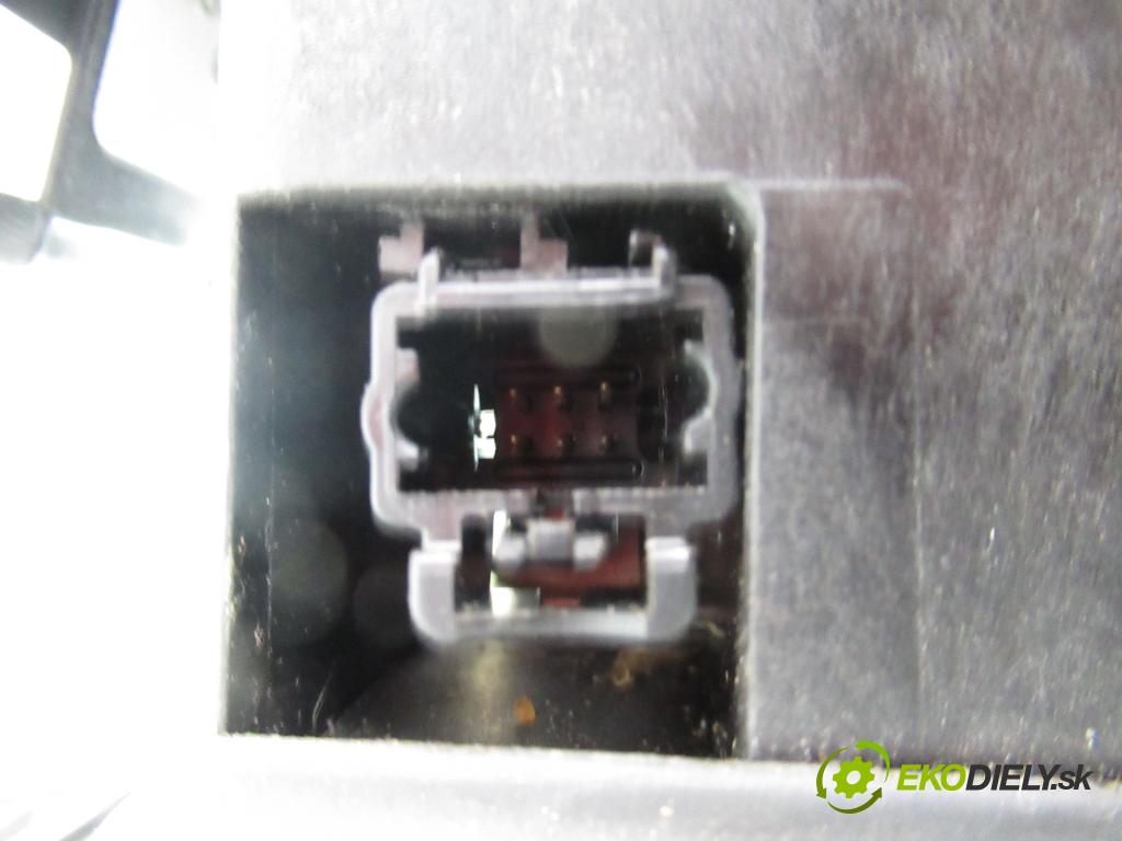 CITROEN C5 I (DC_) LIFTBACK 2002 100,00 2.0 16V (DCRFNC, DCRFNF) - RFN (EW10J4) 1997,00 ZVEDÁK: 9642800580