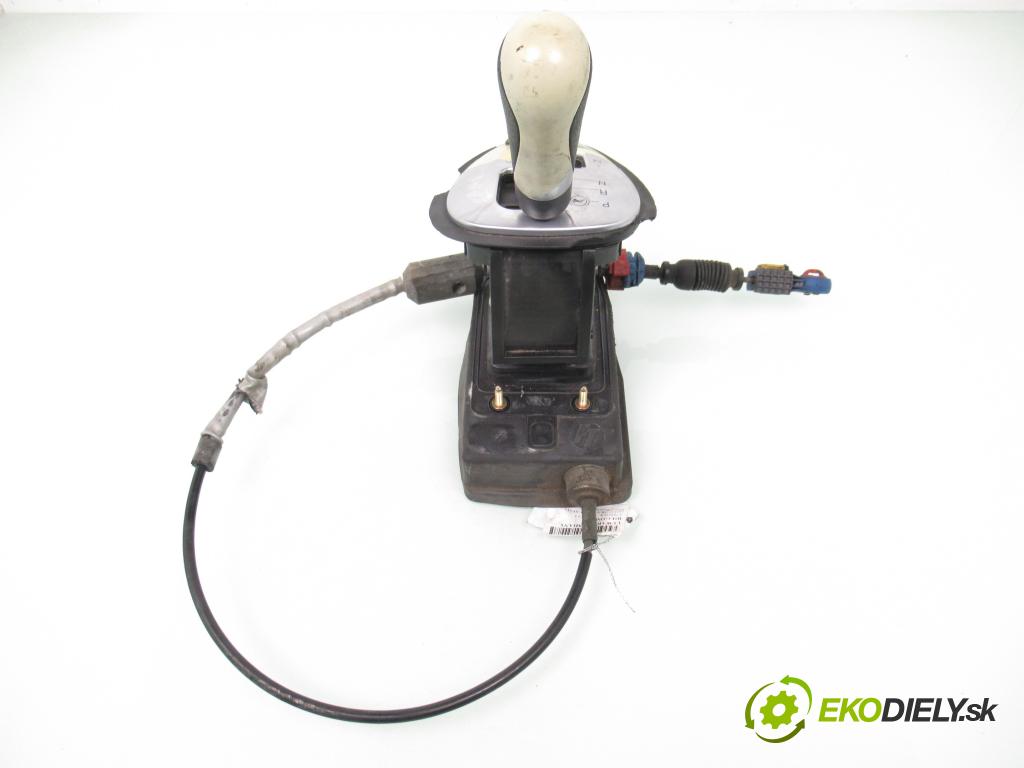 CITROEN C5 I (DC_) LIFTBACK 2002 100,00 2.0 16V (DCRFNC, DCRFNF) - RFN (EW10J4) 1997,00 ZVEDÁK: 9642800580