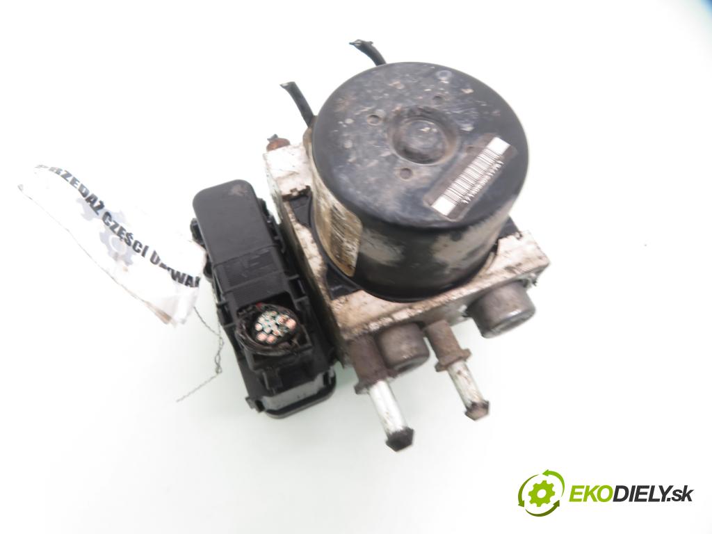 CHRYSLER VOYAGER IV (RG, RS) VAN 2007 128,00 3.3 - EGA 3301,00 Pumpa ABS P04721452AD ; 25021200964 ; 00402773E100 (Pumpa ABS)