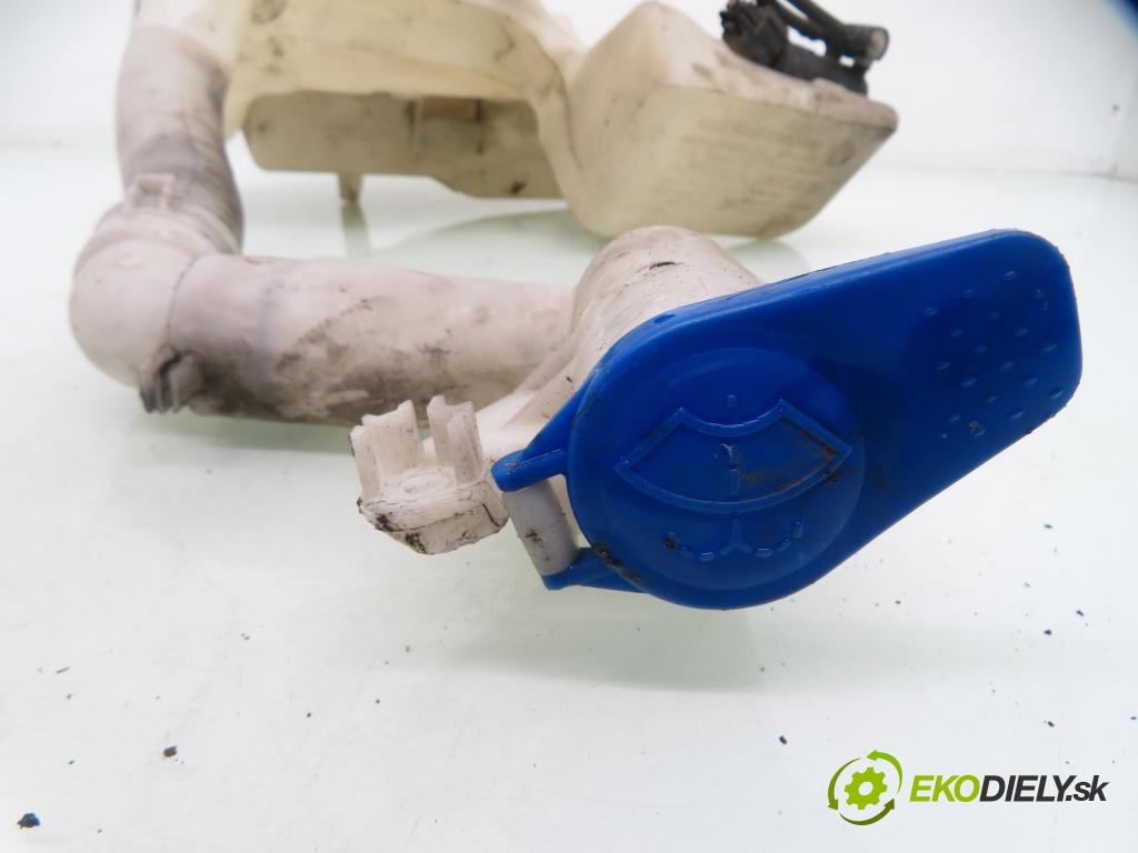 FORD S-MAX (WA6) MINIVAN 2007 103,00 2.0 TDCi - QXWB 1997,00 Nádržka ostrekovačov 6M2117B613AH ; 7S7117B613AO ; 6M2113K175AJ (Kľučka dverí ostatné)