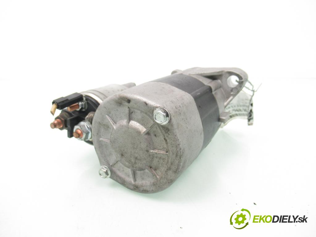 RENAULT CLIO II (BB_, CB_) HB 1999 43,00 1.2 8V 58 1149,00 startér S3007 (Startér)