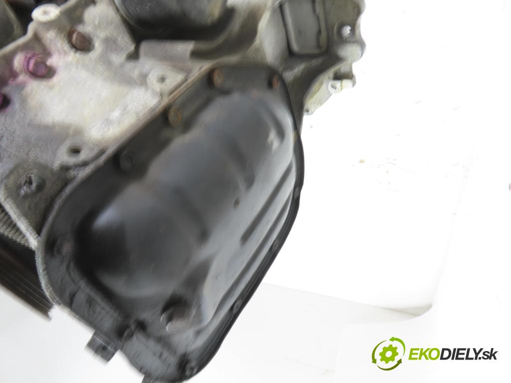 TOYOTA YARIS VERSO (_P2_) MINIVAN 2003 62,00 1.3 84 - 2NZ-FE 1299,00 Motor benz. 2NZFE