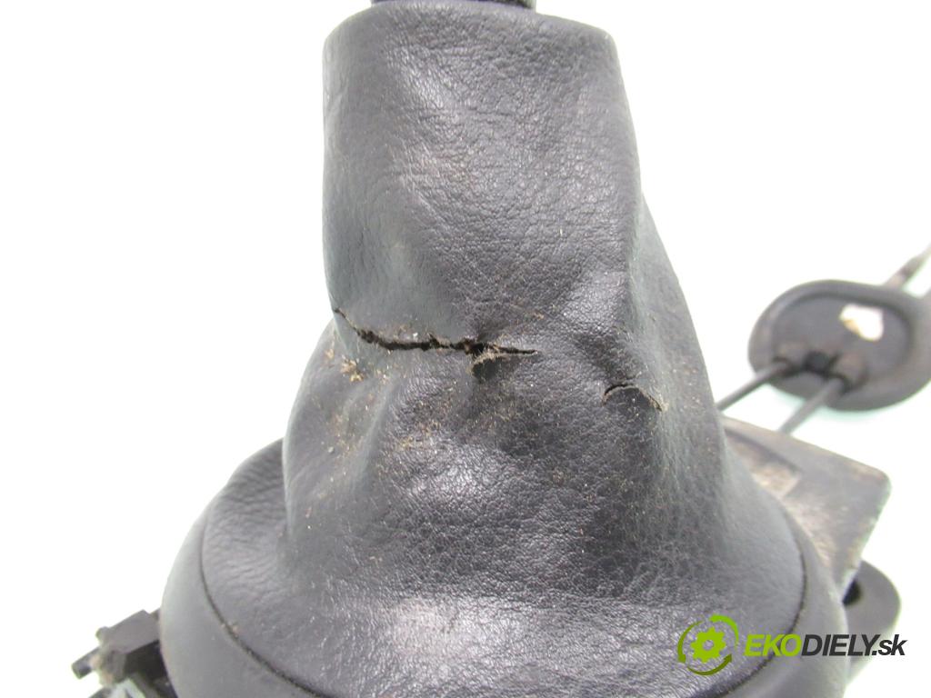 CITROEN C4 I (LC_) HB 2006 66,00 1.6 HDi - 9HX (DV6ATED4) 1560,00 ZVEDÁK: 9657303580