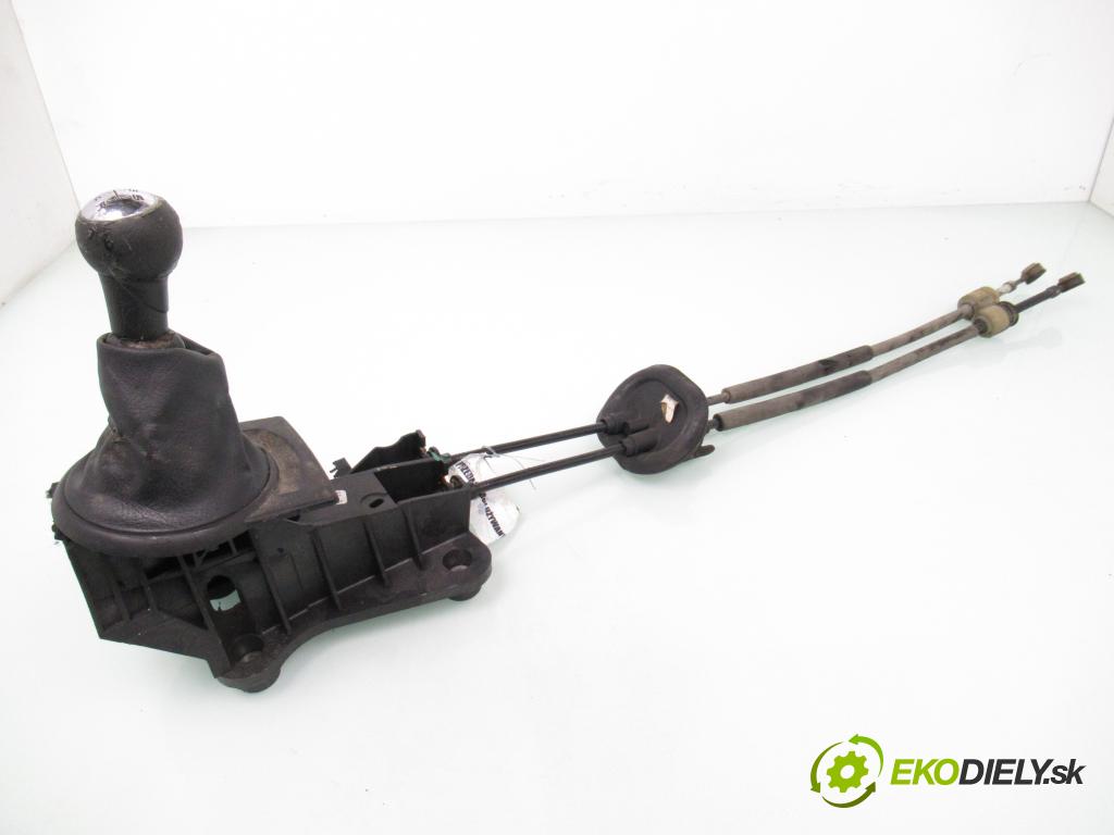 CITROEN C4 I (LC_) HB 2006 66,00 1.6 HDi - 9HX (DV6ATED4) 1560,00 ZVEDÁK: 9657303580