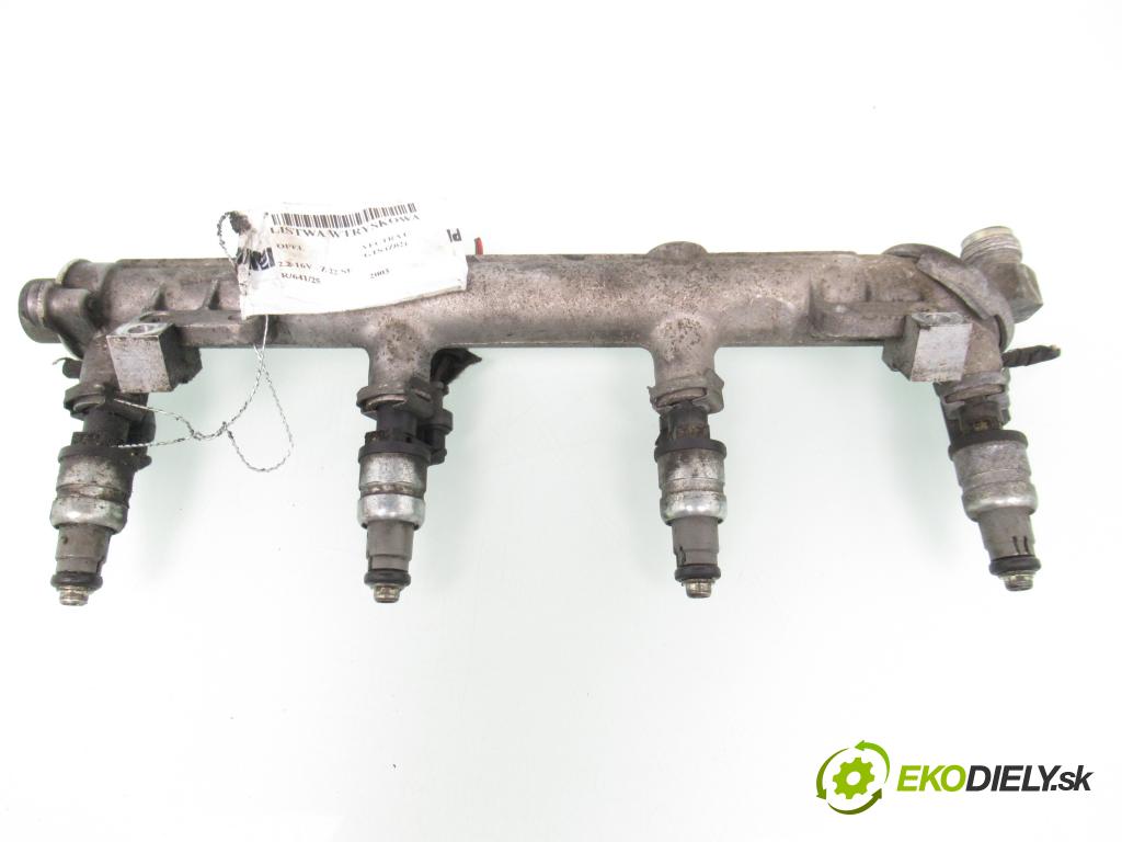 OPEL VECTRA C GTS (Z02) LIFTBACK 2003 108,00 2.2 16V - Z 22 SE 2198,00 Lišta vstrekovacia 12564446 (Vstrekovacia lišta)