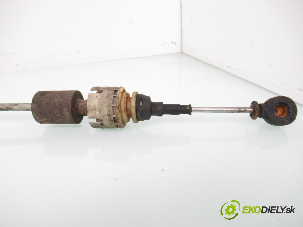 OPEL SIGNUM HB 2004 155,00 3.2 V6 - Z 32 SE 3175,00 ZVEDÁK: 13130909GW