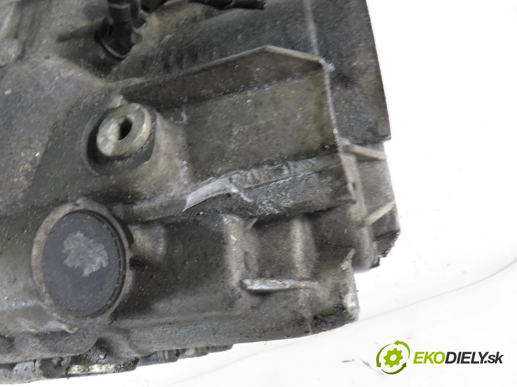SEAT LEON (5F1) HB 2014 110,00 2.0 TDI CR 150 - CKFC 1968,00 Prevodovka MANUALNA PFL