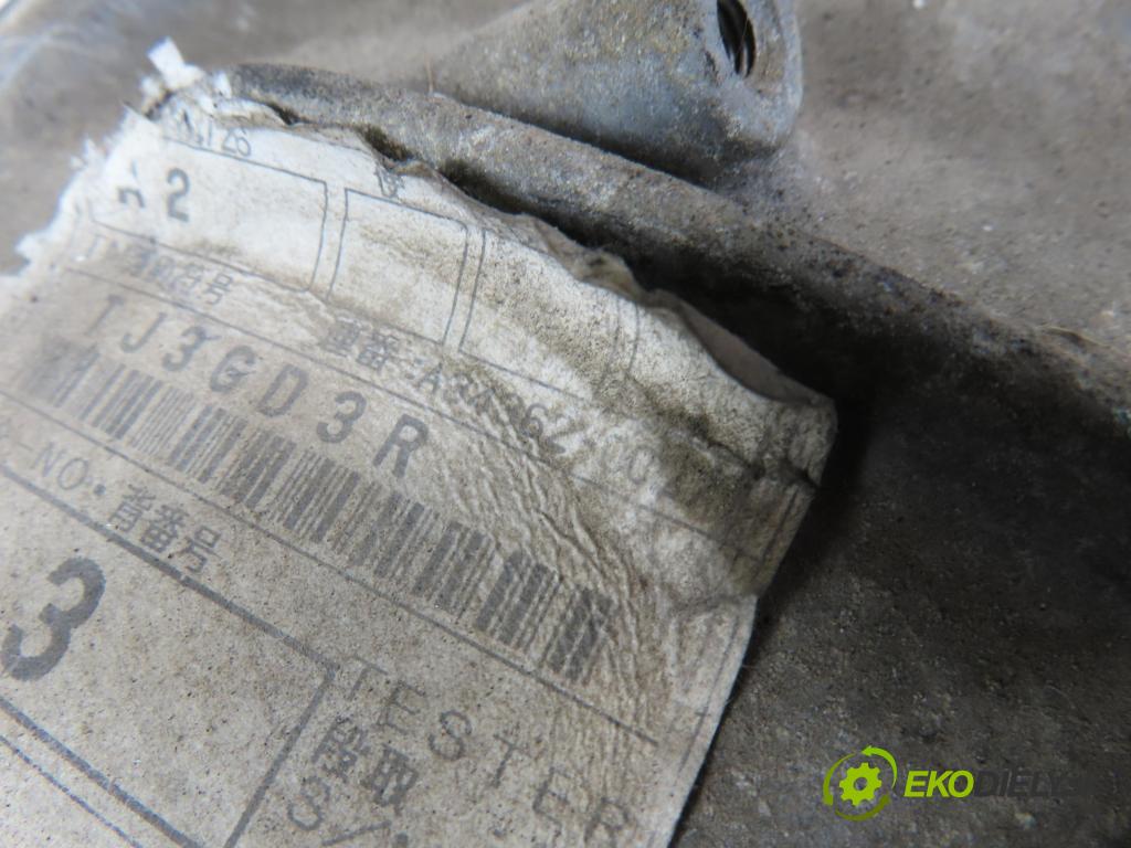 LEXUS IS I (JCE1_, GXE1_) SEDAN 2005 114,00 200 (GXE10) - 1G-FE 1988,00 Prevodovka MANUALNA TJ3GD3R