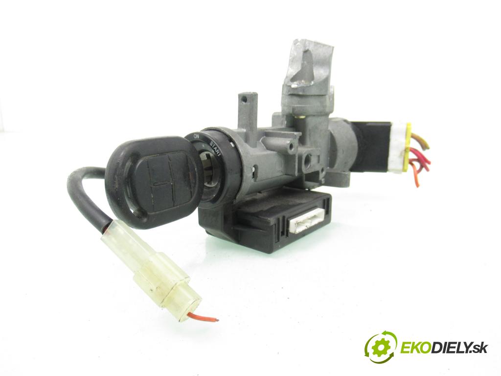 CHEVROLET LACETTI (J200) HB 2006 70,00 1.4 16V - F14D3 1399,00 spinačka 96456677 ; 5218101000 (Spínacia skrinka)