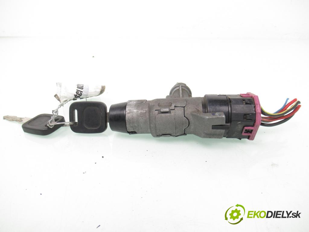 AUDI 80 (8C, B4) SEDAN 1992 55,00 1.9 TD - AAZ 1896,00 spinačka 893905851D (Spínacia skrinka)