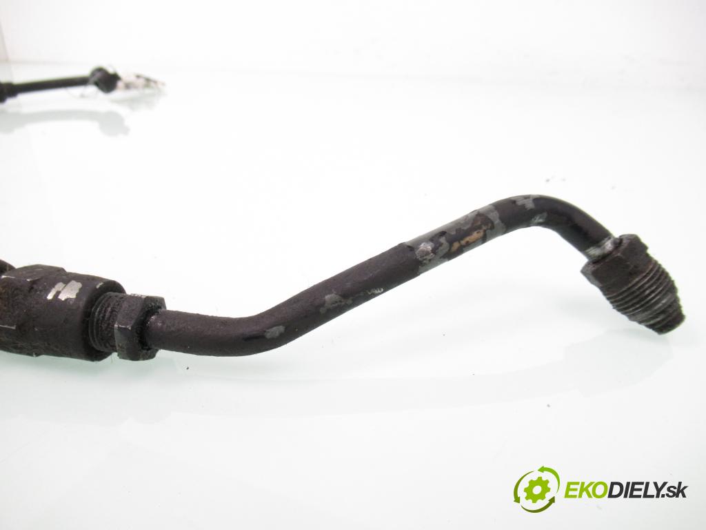 VW TRANSPORTER IV Skrzynia (70XA) FURGON 1996 50,00 1.9 TD 68 - ABL 1896,00 trubka / Rúra servočerpadlo