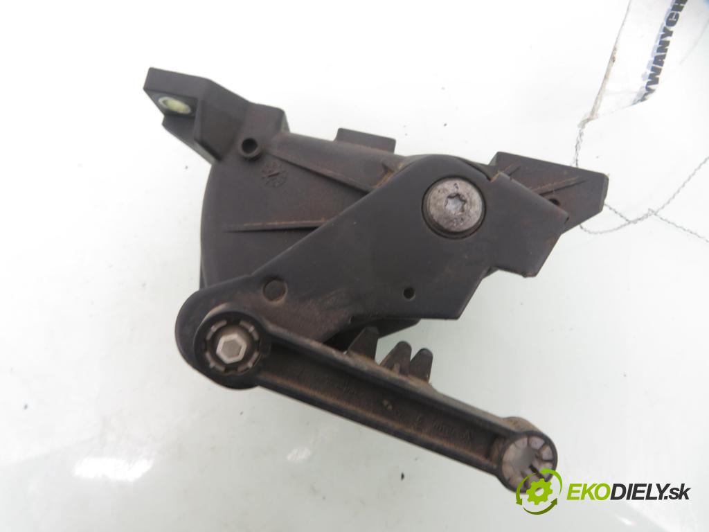 RENAULT KANGOO (KC0/1_) KOMBIVAN 2006 60,00 1.5 dCi 80 - K9K 702 1461,00 Potenciometer plynu 6PV00811924 ; 8200089851 (Potenciometer plynového pedálu)