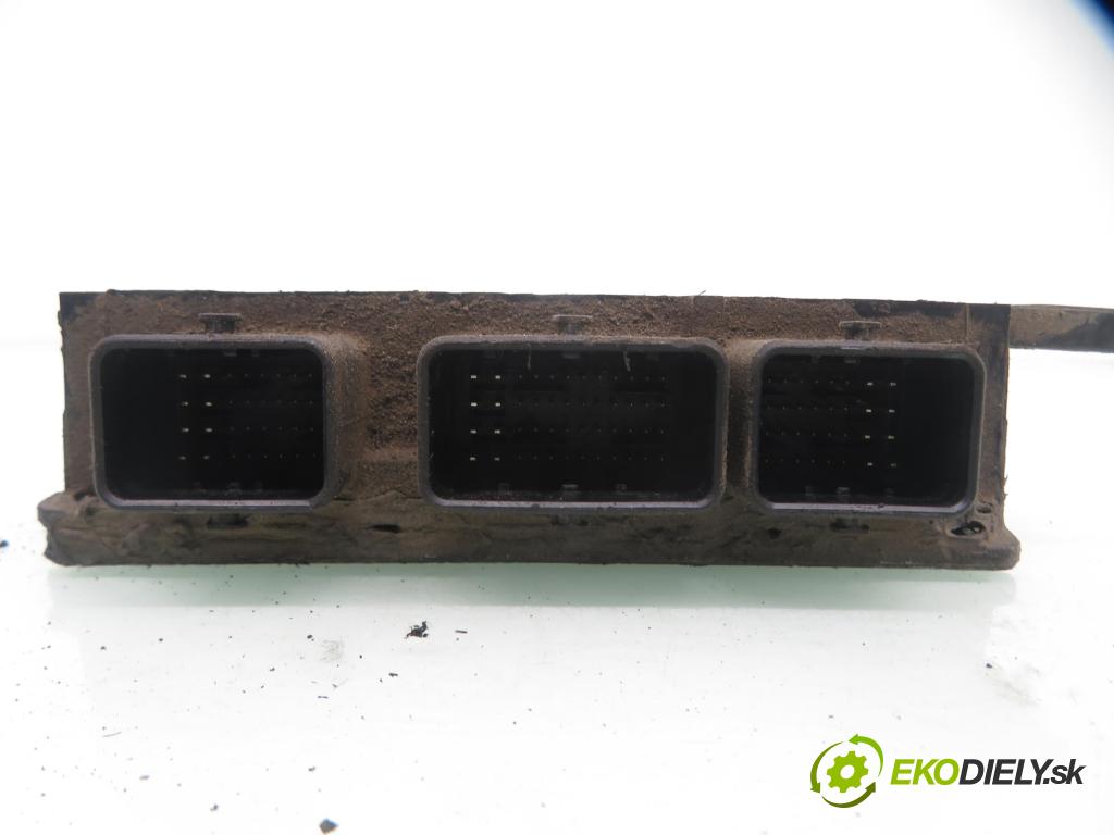 RENAULT KANGOO (KC0/1_) KOMBIVAN 2006 60,00 1.5 dCi 80 - K9K 702 1461,00 Riadiaca jednotka Motor 8200498185 ; 8200355864 ; R0410C129A