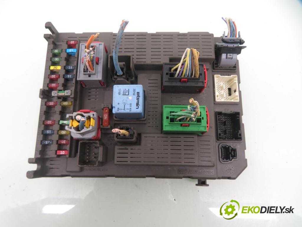 CITROEN C8 (EA_, EB_) VAN 2005 94,00 2.2 HDi - 4HW (DW12TED4) 2179,00 MODUL BSI 9646907380