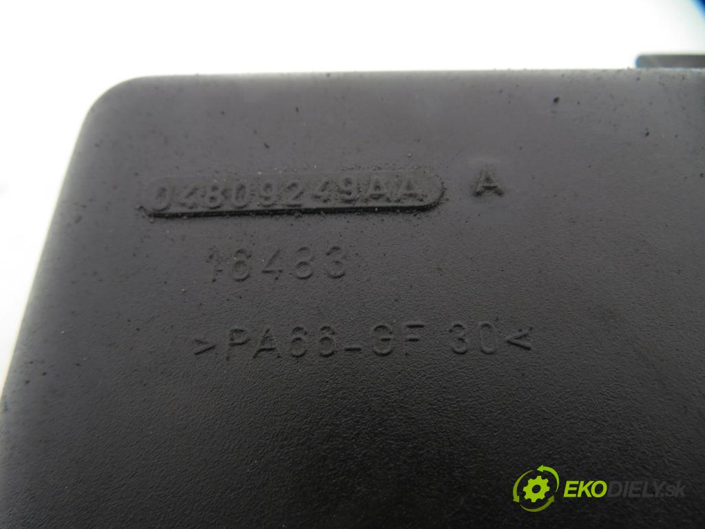 CHRYSLER VOYAGER / GRAND VOYAGER III (GS) VAN 2000 85,00 2.5 TD - ENC 2499,00 Nádržka KOMPENZAČNÉ: 04809249AA