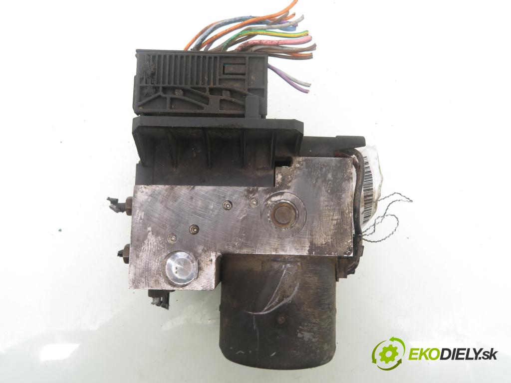 PEUGEOT 607 (9D, 9U) SEDAN 2002 152,00 3.0 V6 24V - XFX (ES9J4S) 2946,00 Pumpa ABS 9632833580 ; 0265202418 (Pumpa ABS)