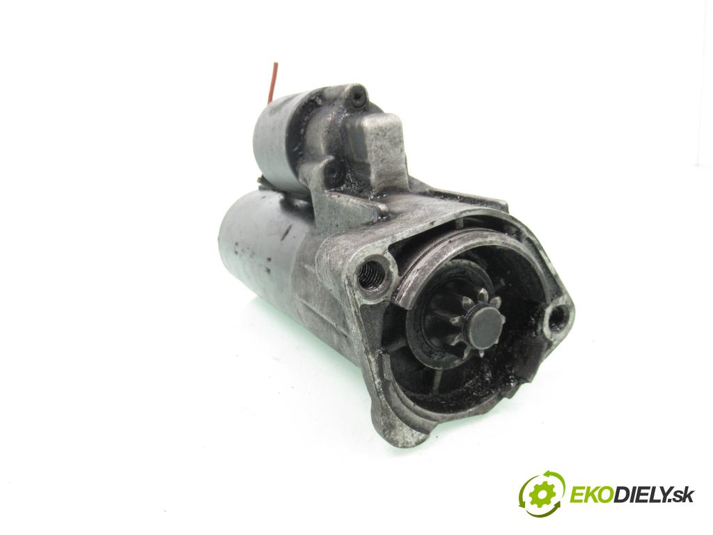 VW PASSAT B5 (3B2) SEDAN 1996 81,00 1.9 TDI - AVG 1896,00 startér 068911024H (Startér)