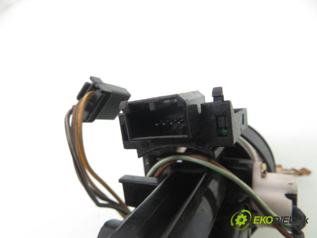 CHEVROLET EPICA (KL1_) SEDAN 2006 115,00 X 25 D1 2492,00 spinačka 532728 (Spínacia skrinka)