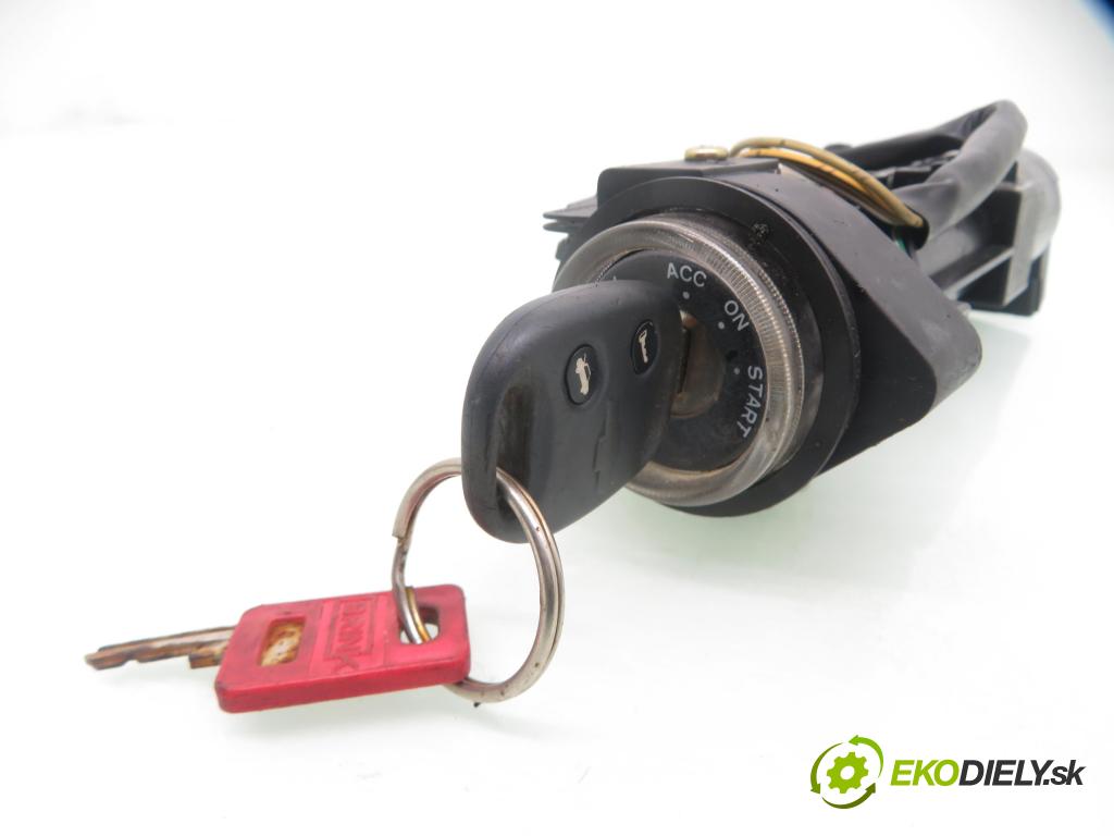 CHEVROLET EPICA (KL1_) SEDAN 2006 115,00 X 25 D1 2492,00 spinačka 532728 (Spínacia skrinka)