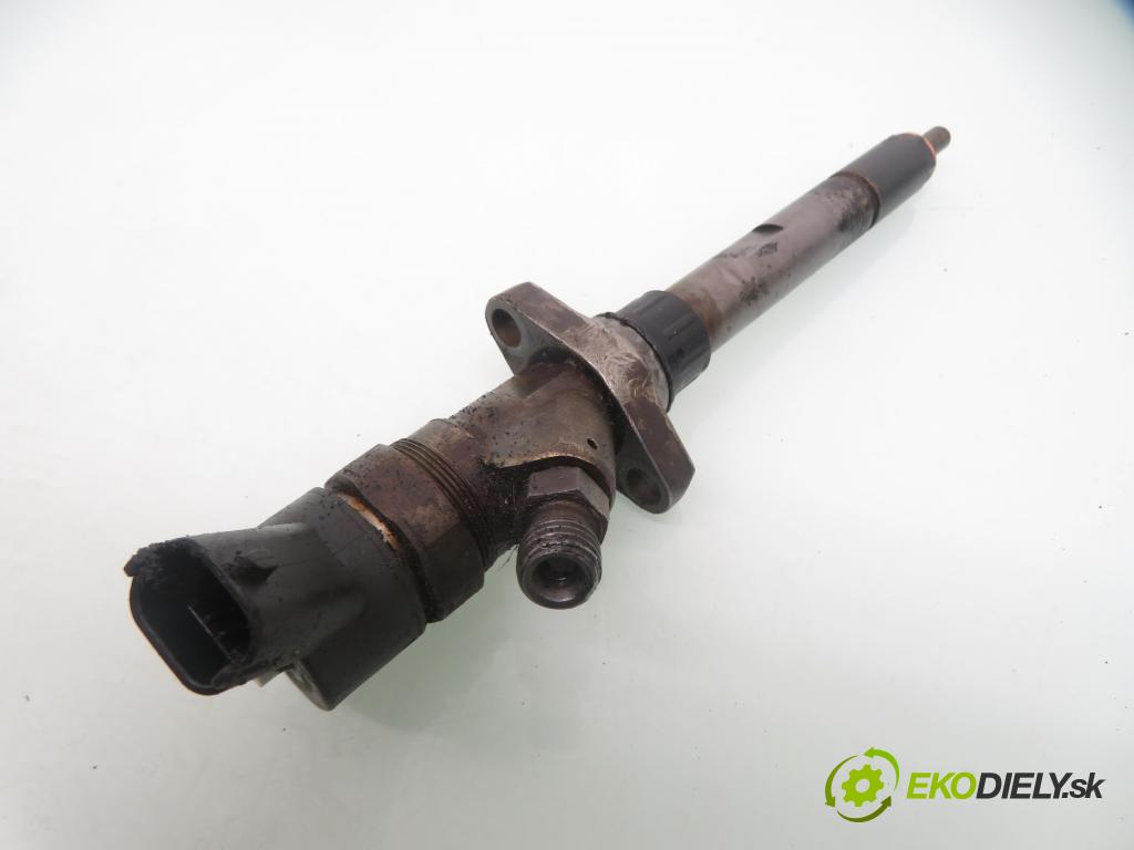 PEUGEOT 607 (9D, 9U) SEDAN 2001 98,00 2.2 HDI - 4HX (DW12TED4/FAP) 2179,00 vstrekovač 0445110036 ; 9637277980 (Vstrekovač paliva)