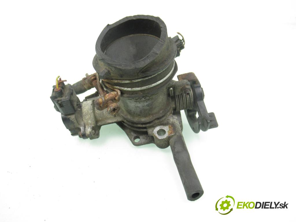 TOYOTA YARIS (_P1_) HB 2000 63,00 1.3 VVTi 86 - 2NZ-FE 1299,00 Škrtiaca klapka 8945220130 ; 1985001071 (Škrtiaca klapka)