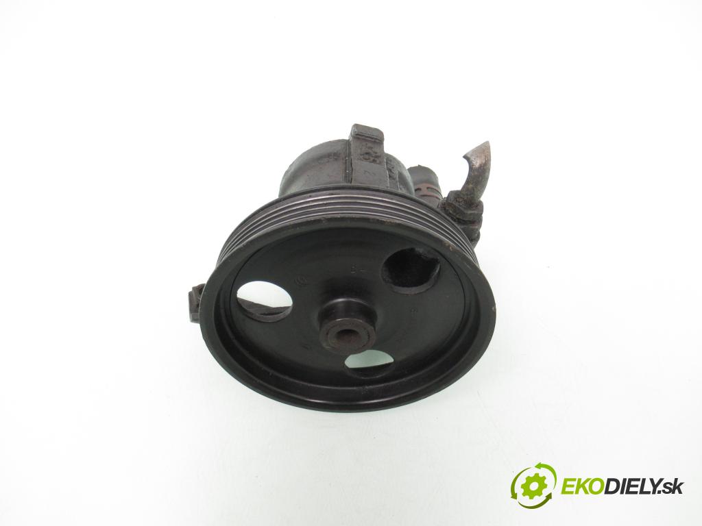 RENAULT THALIA I (LB0/1/2_) SEDAN 2004 48,00 1.5 dCi 65 - K9K 700 1461,00 Pumpa servočerpadlo 26053219 ; 7700419117 ; 7700420305A (Servočerpadlo)