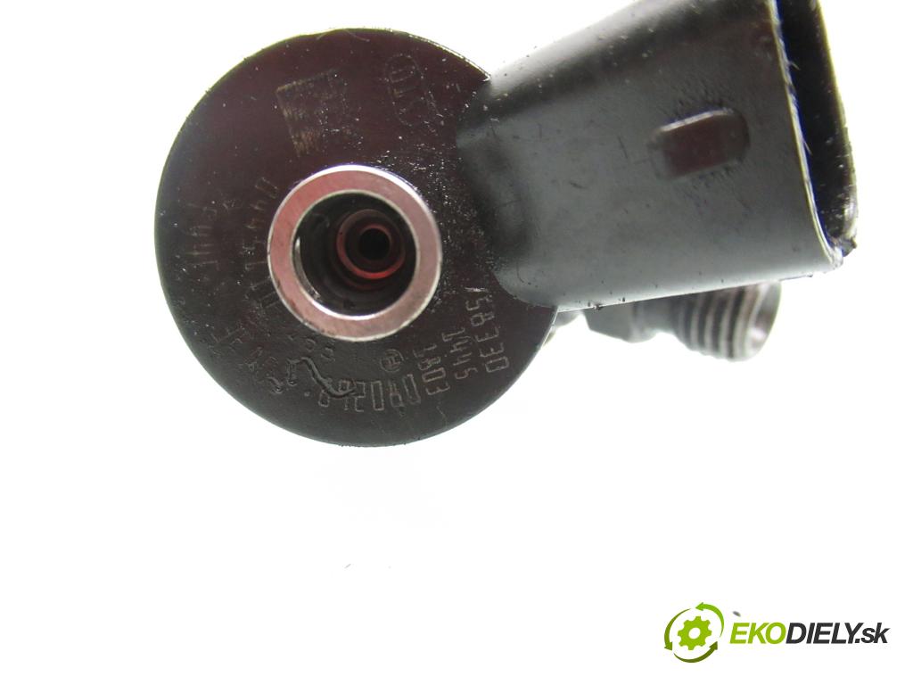 FORD FOCUS II (DA_, HCP) HB 2006 80,00 1.6 TDCi 109 - G8DA 1560,00 vstrekovač 0445110188 (Vstrekovač paliva)