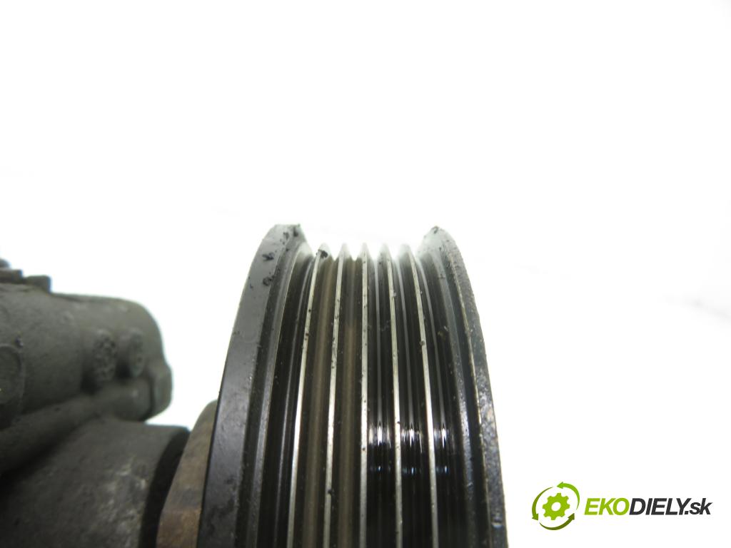 VW GOLF IV (1J1) HB 1998 55,00 1.4 16V - AHW 1390,00 Pumpa servočerpadlo 1J0422154B ; 030145269A (Servočerpadlo)