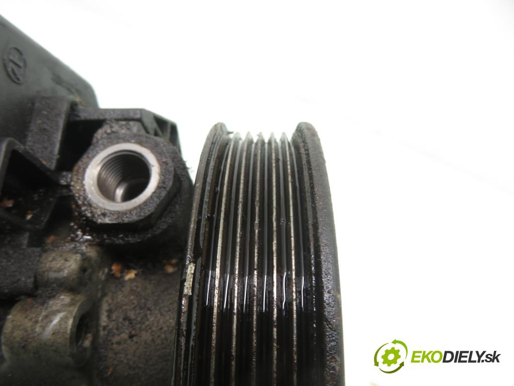 OPEL VECTRA B (J96) KOMBI 1997 100,00 2.0 i 16V - C 20 SEL 1998,00 Pumpa servočerpadlo 90495960 ; 7961900110 (Servočerpadlo)