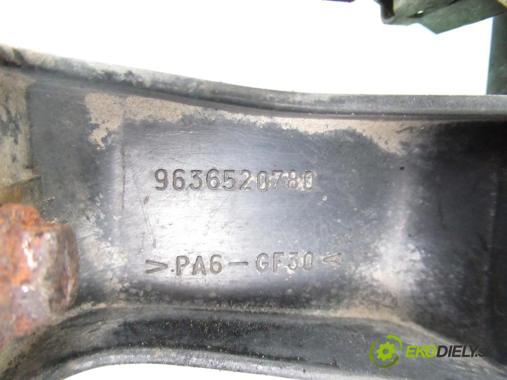 PEUGEOT 307 SW (3H) KOMBI 2002 81,00 1.6 16V - NFU (TU5JP4) 1587,00 lišta vstřikovací 9636520780 ; 0280156034 (Vstřikovací lišta)