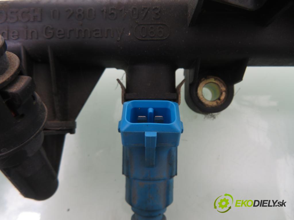 FIAT PUNTO (188_) HB 2000 59,00 1.2 16V 80 - 188 A5.000 1242,00 lišta vstřikovací 0280151073 ; 0280155816 (Vstřikovací lišta)