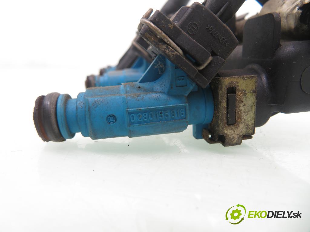 FIAT PUNTO (188_) HB 2000 59,00 1.2 16V 80 - 188 A5.000 1242,00 lišta vstřikovací 0280151073 ; 0280155816 (Vstřikovací lišta)