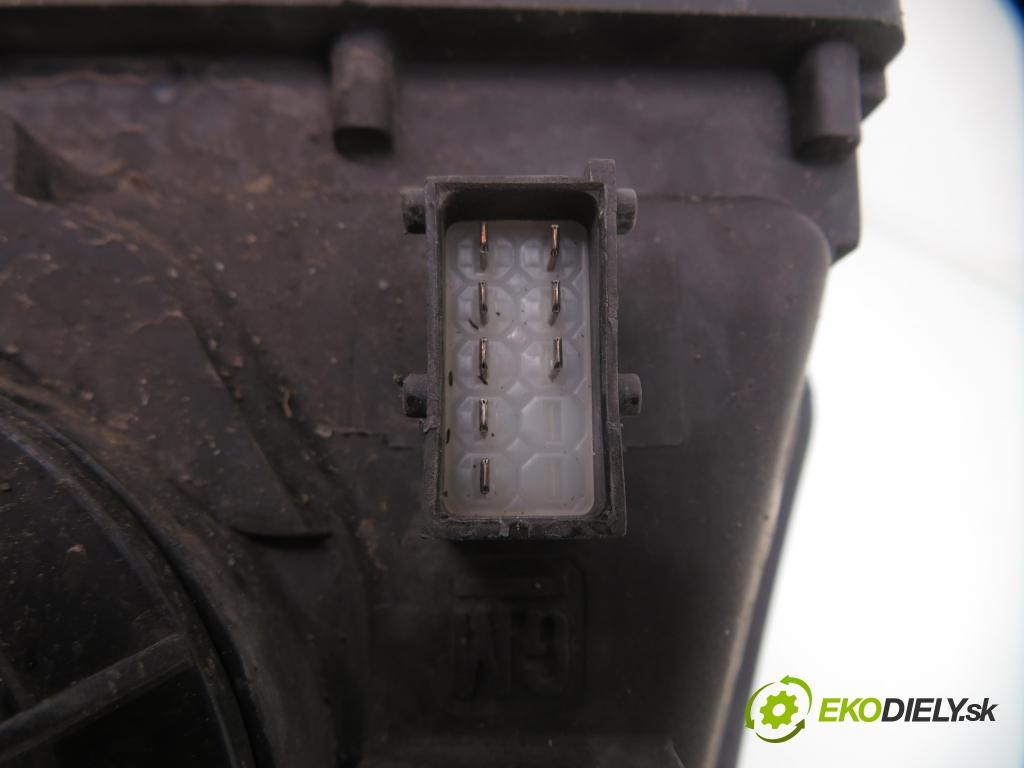OPEL MERIVA A nadwozie wielkoprzestrzenne (MPV) (X03) MINIVAN 2006 66,00 1.4 16V Twinport - Z 14 XEP 1364,00 Svetlo PP 93321053 ; 89308560