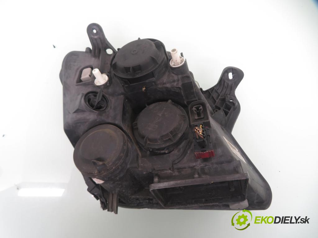 OPEL MERIVA A nadwozie wielkoprzestrzenne (MPV) (X03) MINIVAN 2006 66,00 1.4 16V Twinport - Z 14 XEP 1364,00 Svetlo LP 93321052