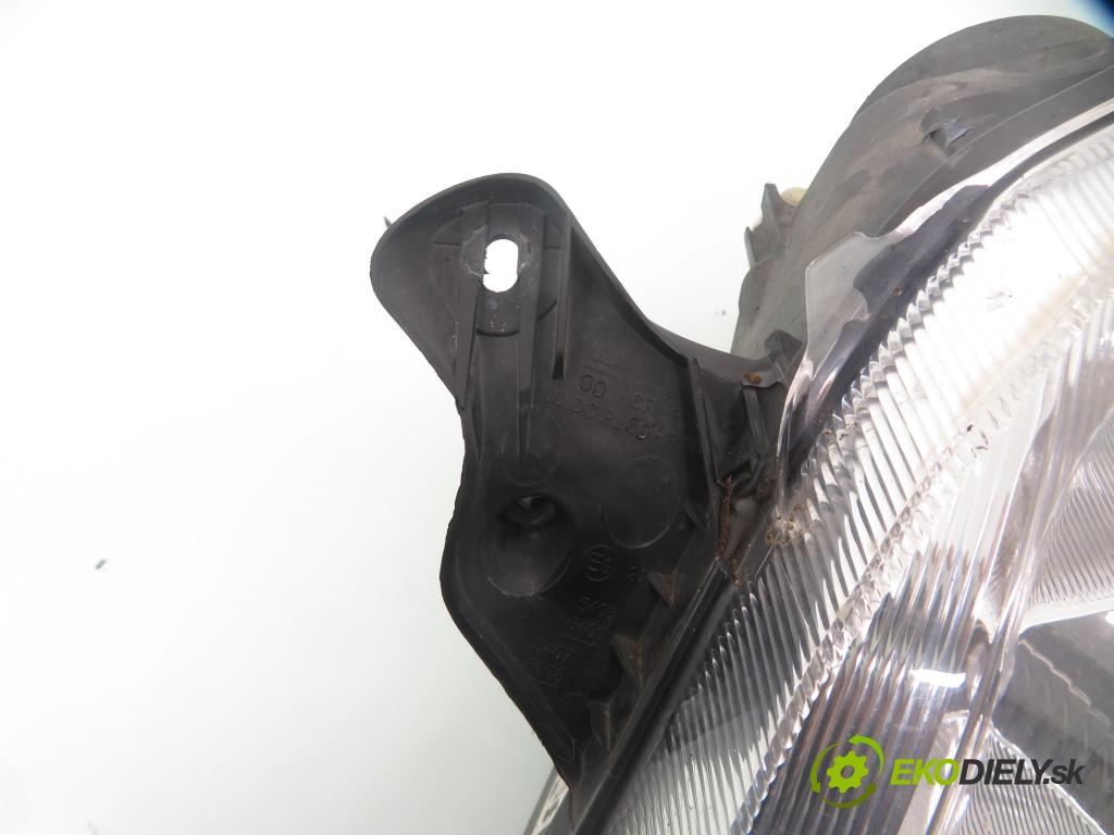 OPEL MERIVA A nadwozie wielkoprzestrzenne (MPV) (X03) MINIVAN 2006 66,00 1.4 16V Twinport - Z 14 XEP 1364,00 Svetlo LP 93321052