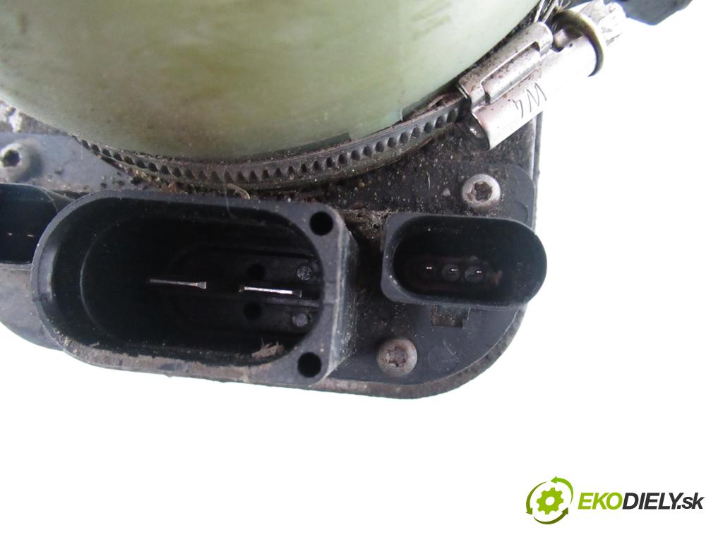 SKODA FABIA I (6Y2) HB 2000 50,00 1.4 - AME 1397,00 Pumpa servočerpadlo 6Q0423371