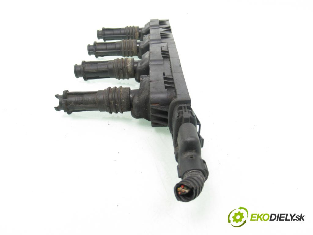 OPEL CORSA B (S93) HB 1997 44,00 1.4 i - C 14 NZ 1389,00 Cievka zapaľovacia 0221503472 ; 1220703011