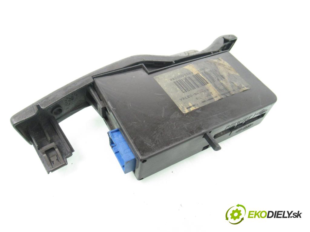 RENAULT LAGUNA II (BG0/1_) LIFTBACK 2001 79,00 1.6 16V (BG0A, BG0L) - K4M 714 1598,00 čítač KARTY: 8200004283