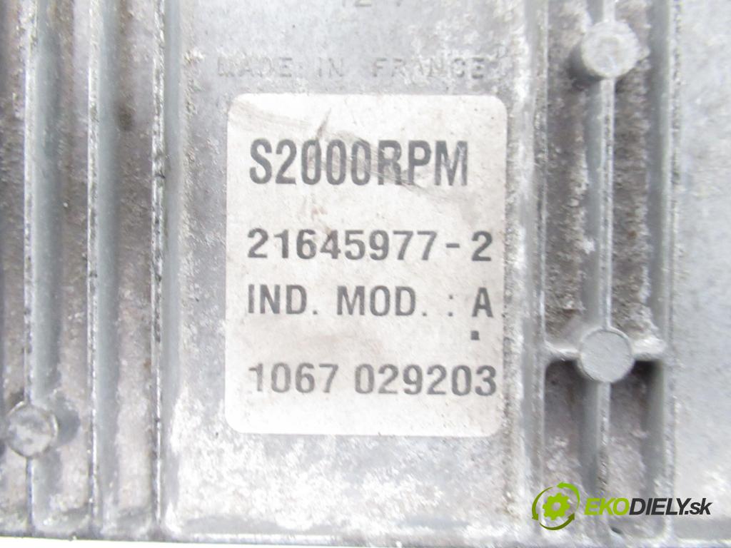 RENAULT LAGUNA II (BG0/1_) LIFTBACK 2001 79,00 1.6 16V (BG0A, BG0L) - K4M 714 1598,00 Riadiaca jednotka Motor 8200142883 ; 8200045893 ; 216459772