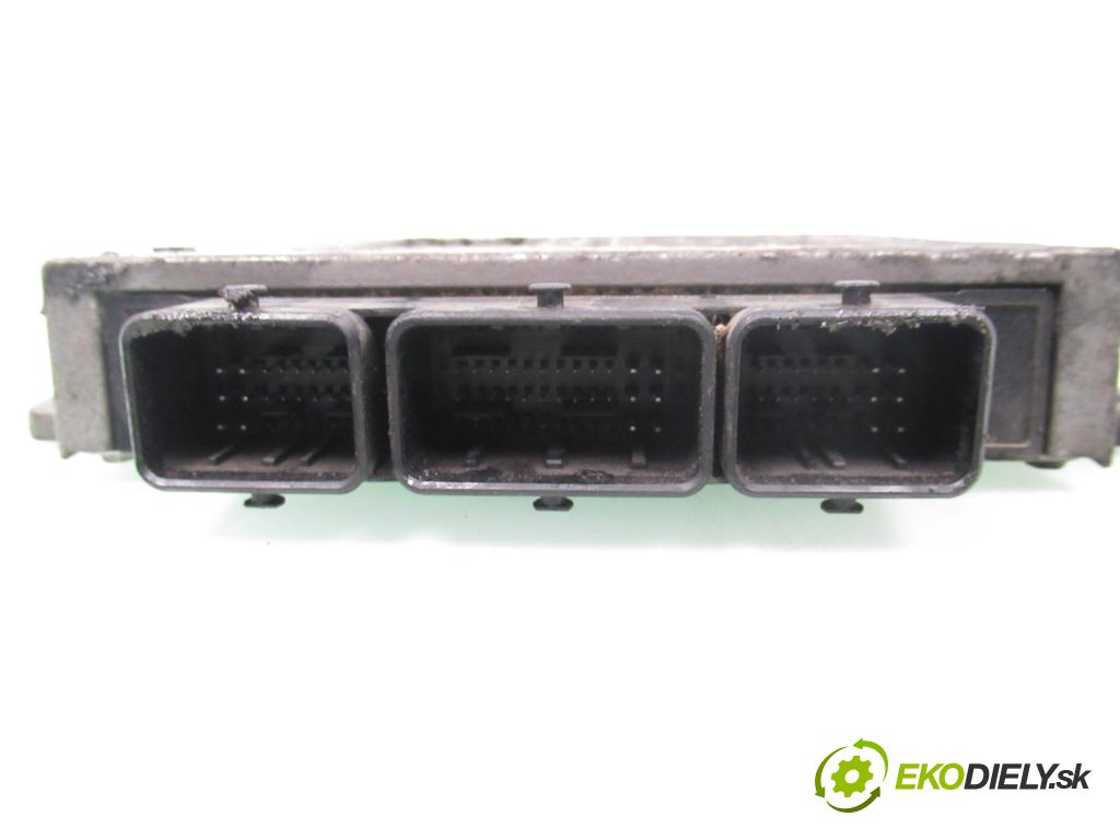 RENAULT LAGUNA II (BG0/1_) LIFTBACK 2001 79,00 1.6 16V (BG0A, BG0L) - K4M 714 1598,00 Riadiaca jednotka Motor 8200142883 ; 8200045893 ; 216459772