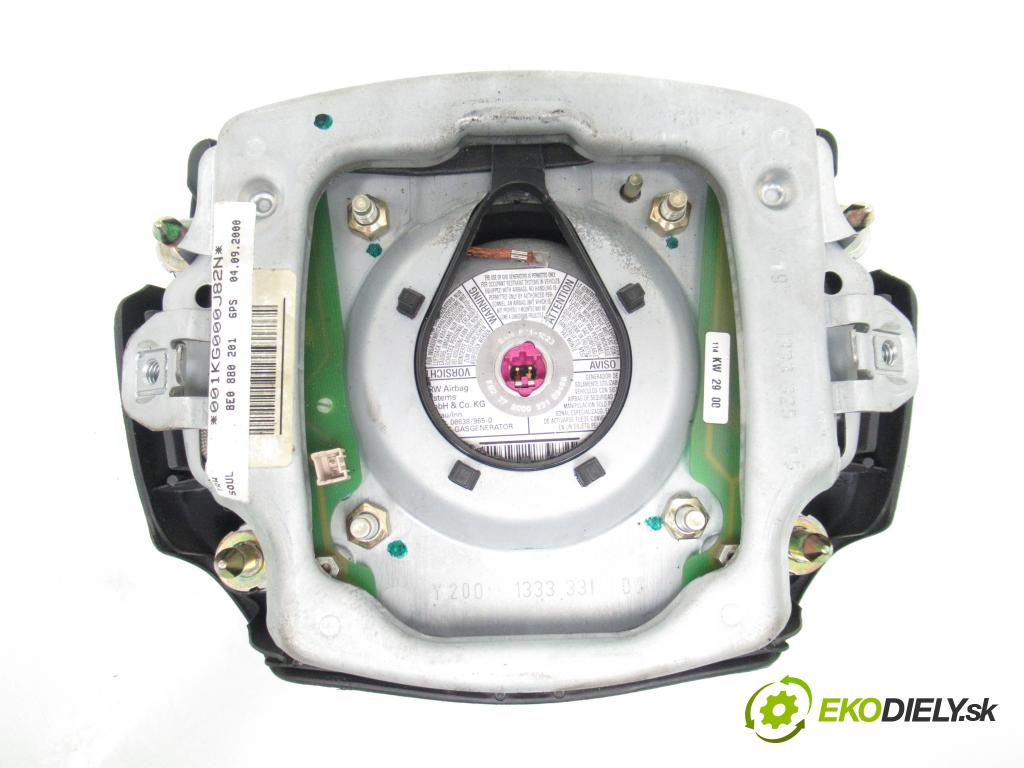 AUDI A3 (8L1) HB 1999 81,00 1.9 TDI 110 - AHF 1896,00 Volant 61334020A ; 8Z0419091E ; 8E0880201 (Volant)