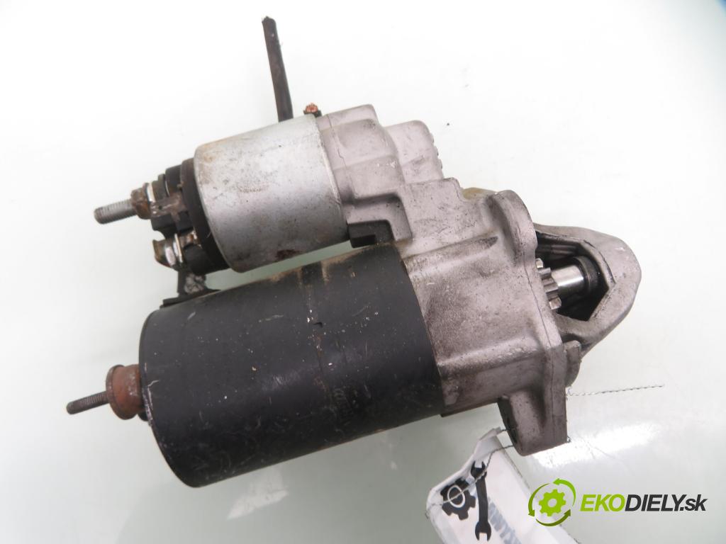 AUDI A4 (8D2, B5) SEDAN 1998 74,00 1.6 - AHL 1595,00 startér  (Startér)