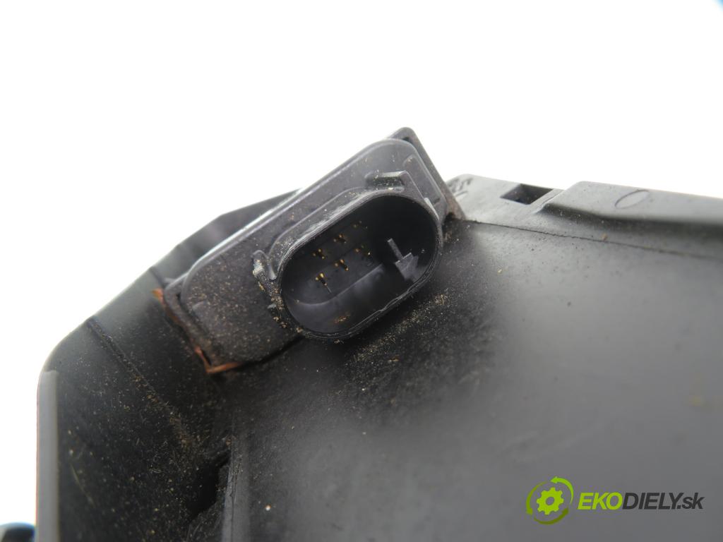 MINI MINI (R56) HB 2009 55,00 One - N12 B14 A 1397,00 Potenciometer plynu 6786591 ; 6PV00937900 ; 12037313 (Potenciometer plynového pedálu)